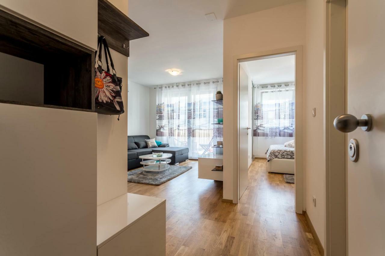 Apartment Luka Split Luaran gambar